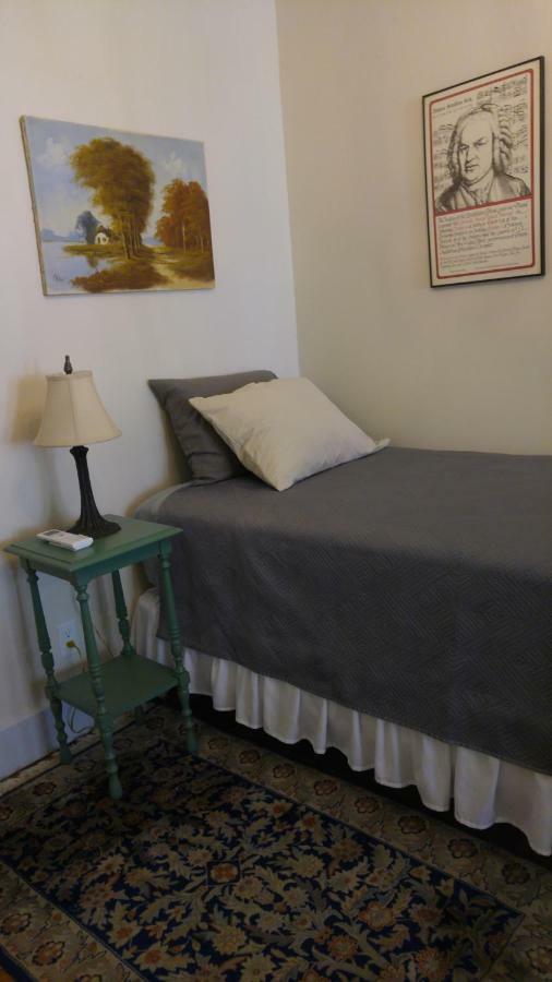 Sheffield 1802 House Bed and Breakfast Esterno foto