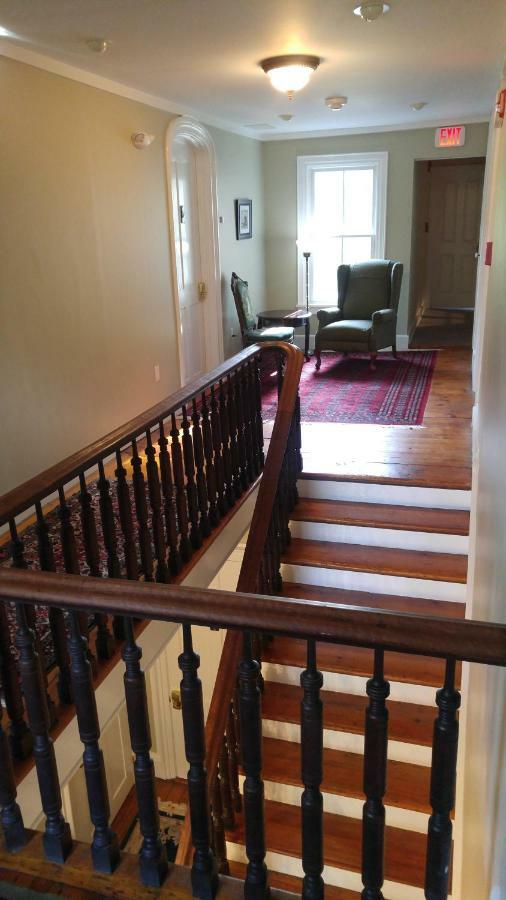 Sheffield 1802 House Bed and Breakfast Esterno foto